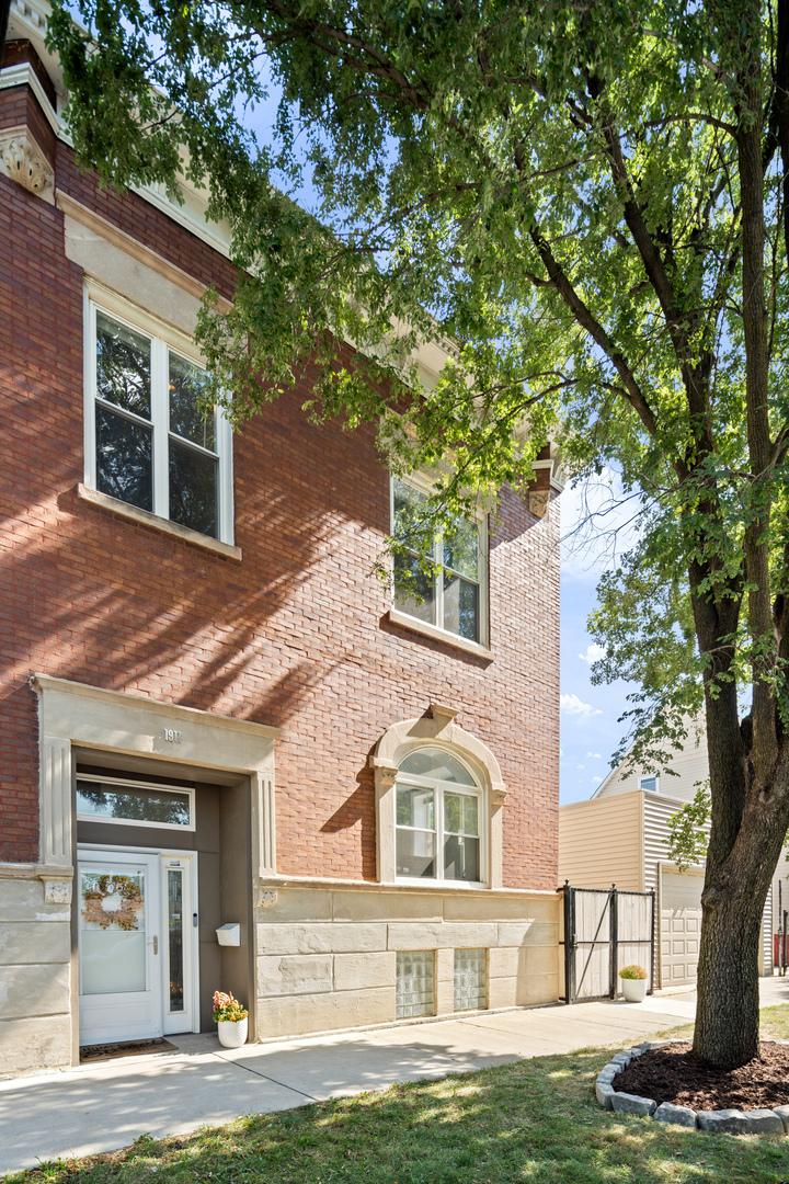 1911 N Lawndale Ave., Chicago, IL 60647