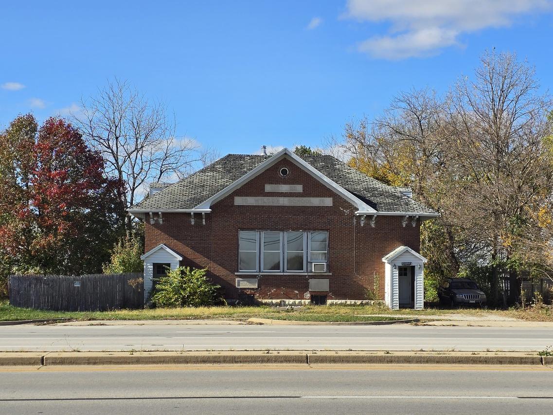 17104 Weber Rd., Lockport, IL 60441