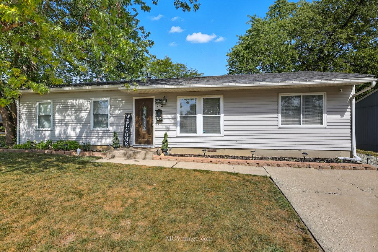 242 Tallman Ave., Romeoville, IL 60446