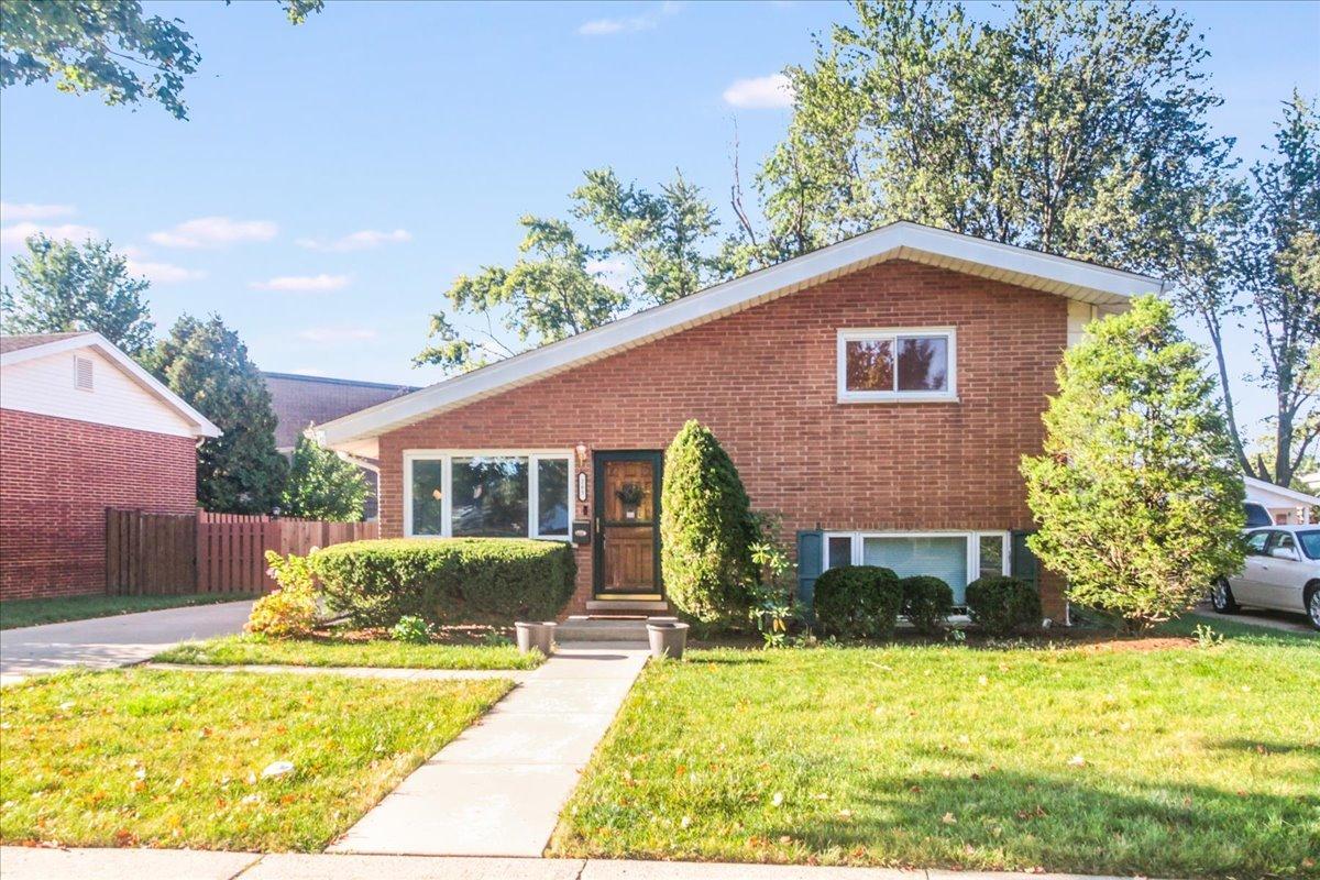 265 Drake Ln., Des Plaines, IL 60016