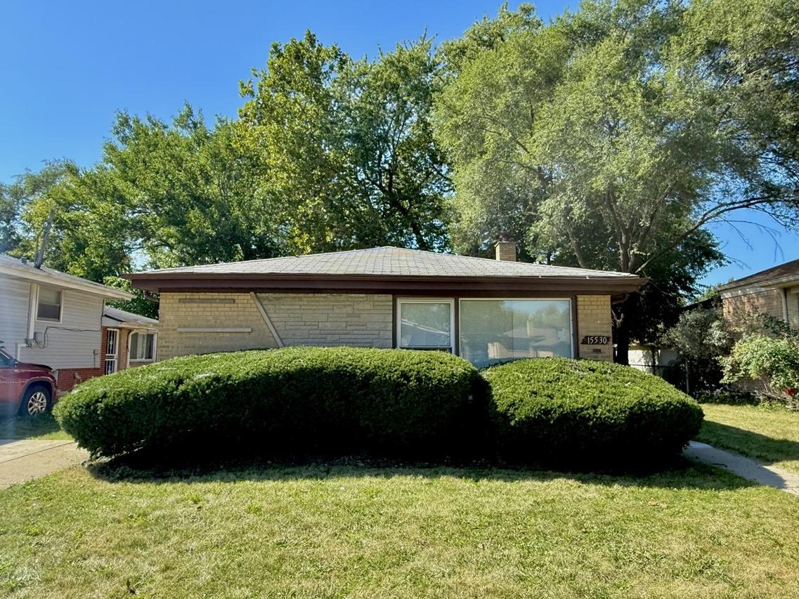 15530 University Ave., Dolton, IL 60419