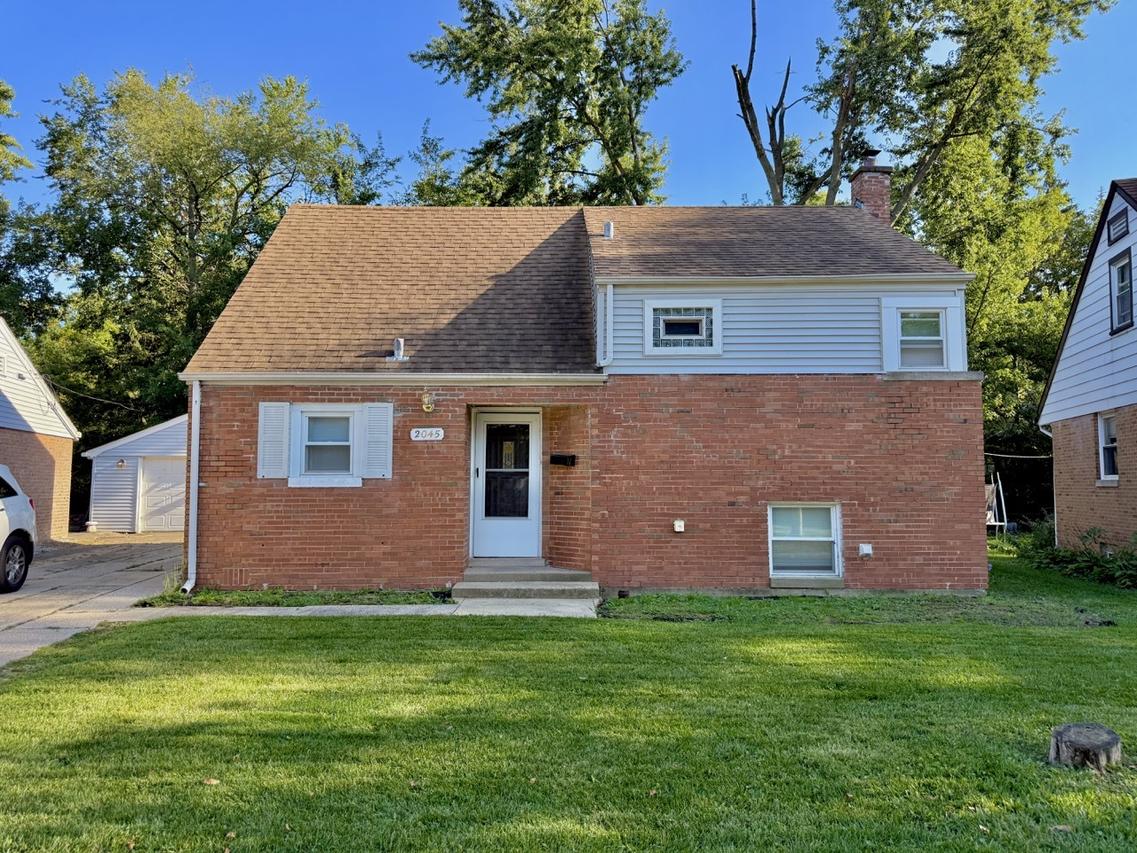2045 Downey Rd., Homewood, IL 60430