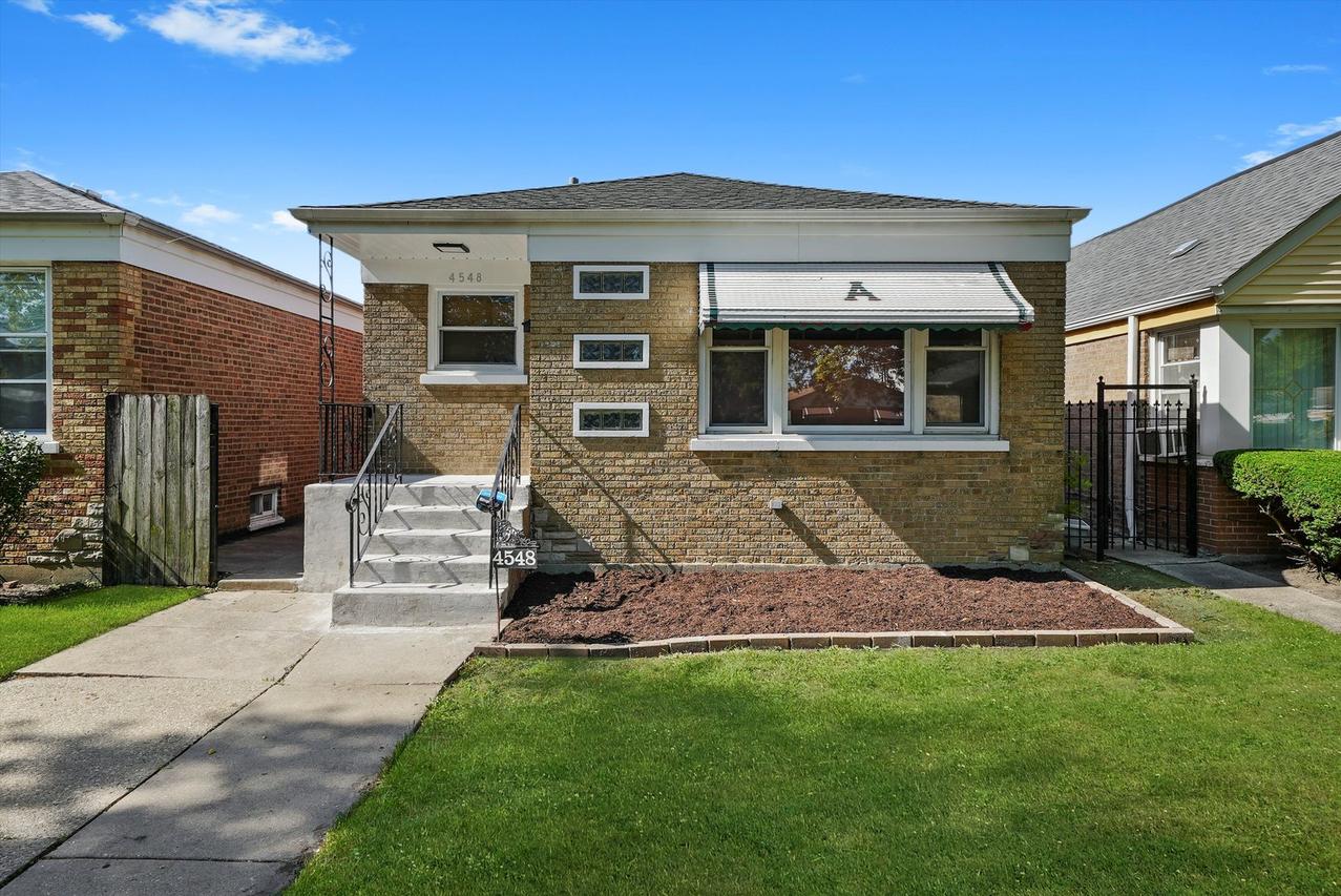 4548 S Laporte Ave., Chicago, IL 60638