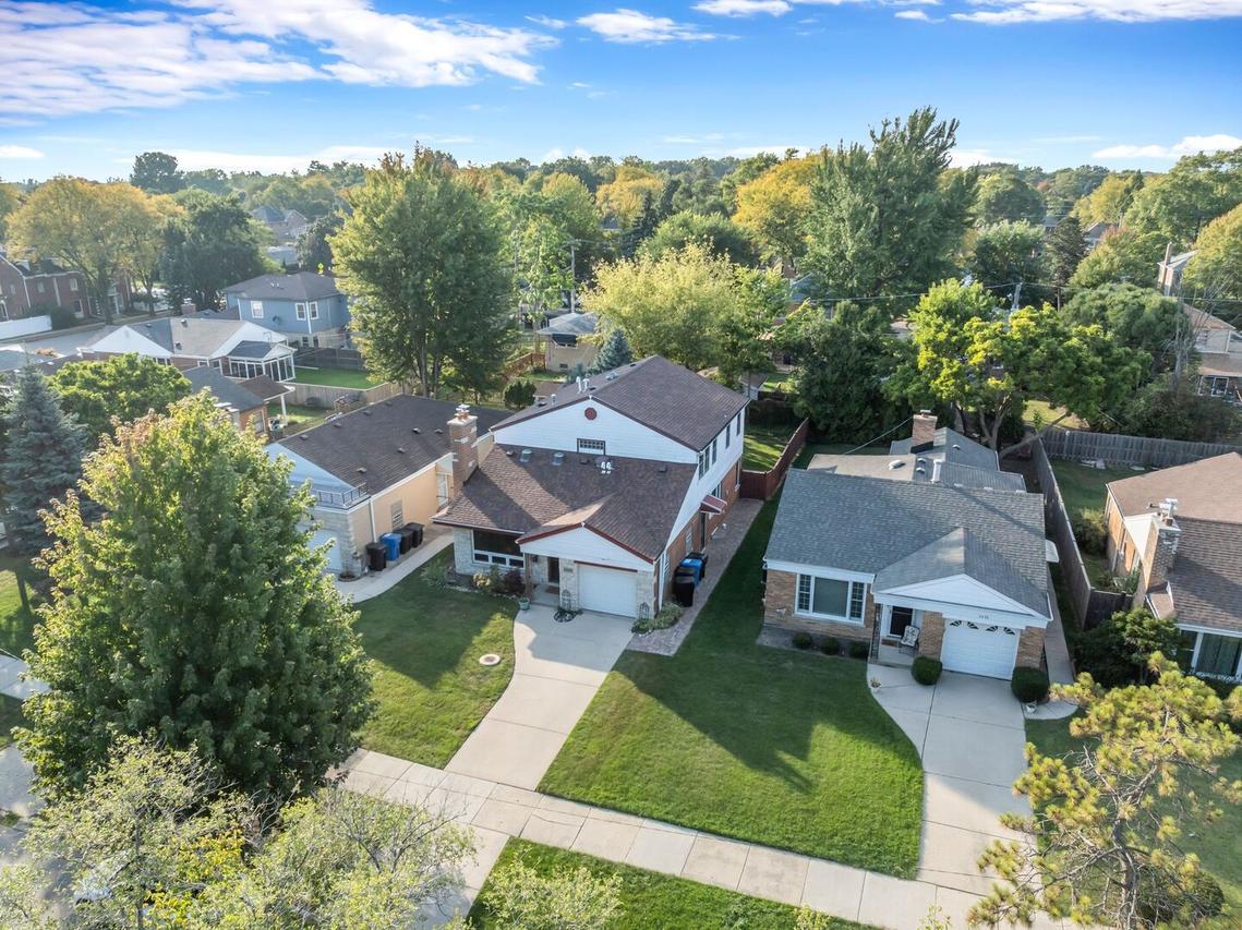 6020 N Landers Ave., Chicago, IL 60646