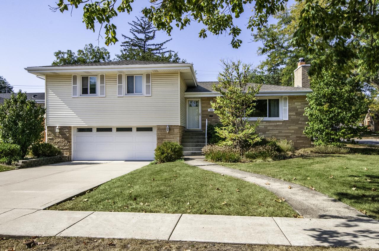 604 S Grant Ave., Villa Park, IL 60181