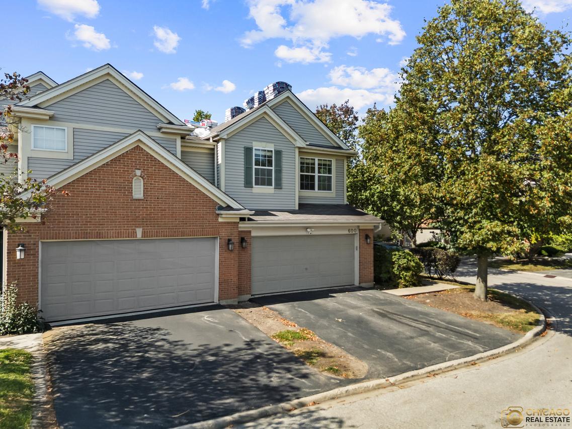 600 Creekside Cir., Gurnee, IL 60031