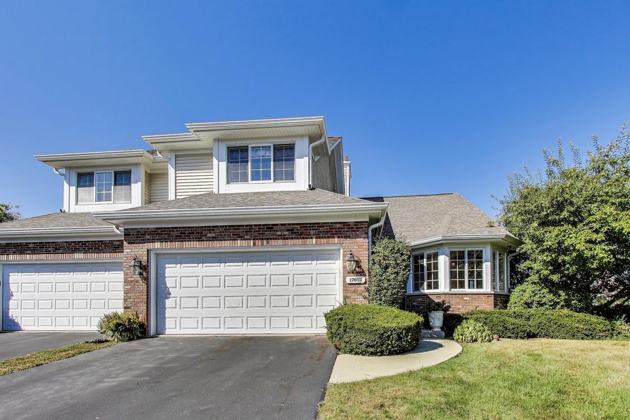 17602 W Knollwood Ct., Grayslake, IL 60030