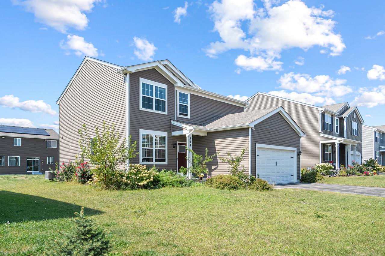 514 S Stone Bluff Dr., Romeoville, IL 60446