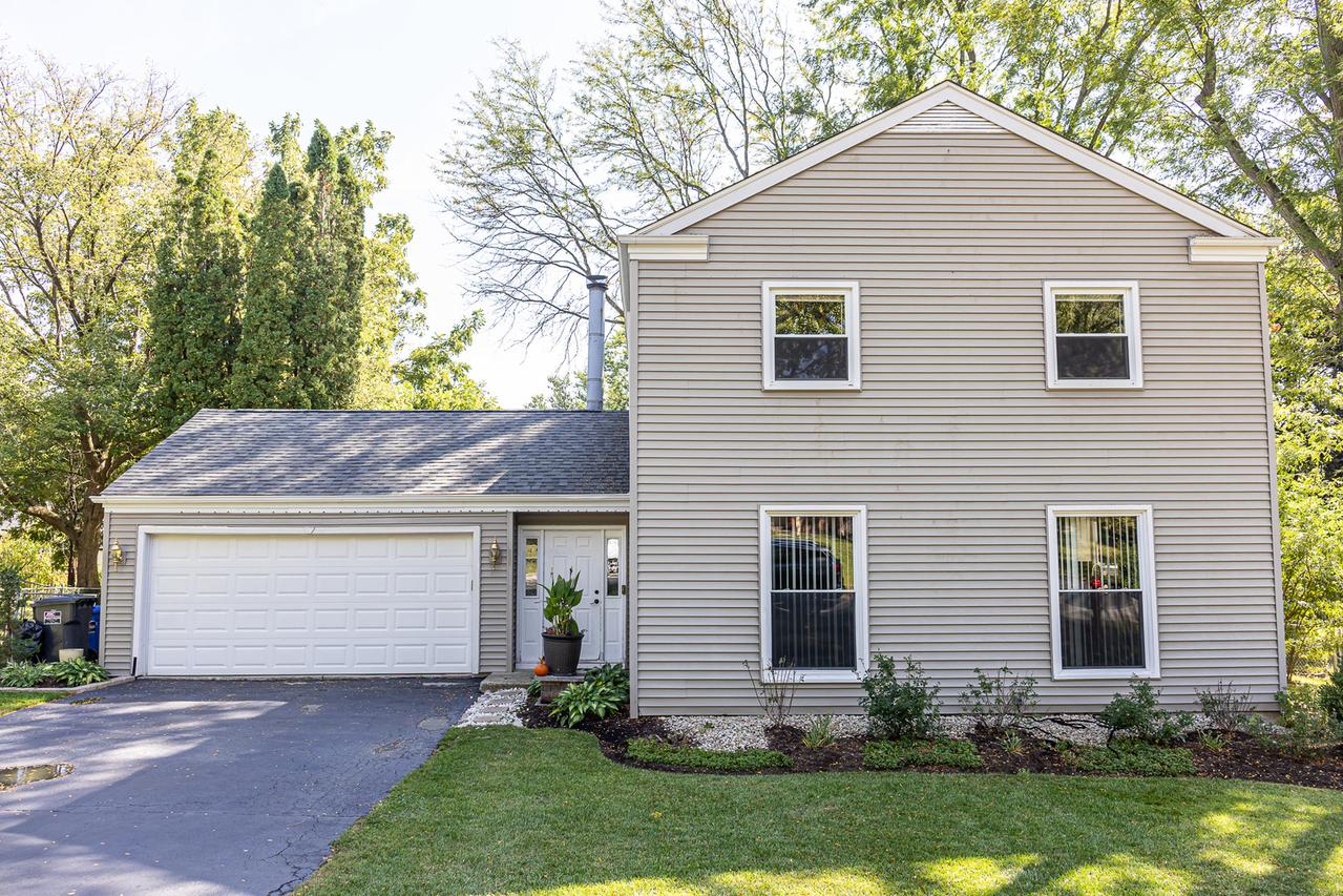 1415 Plainview Rd., Carpentersville, IL 60110