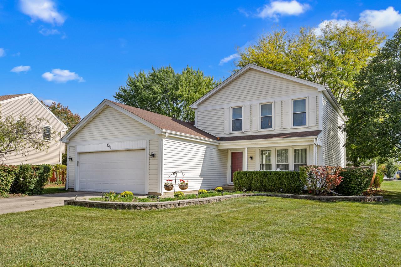 741 N Walnut Ln., Schaumburg, IL 60194