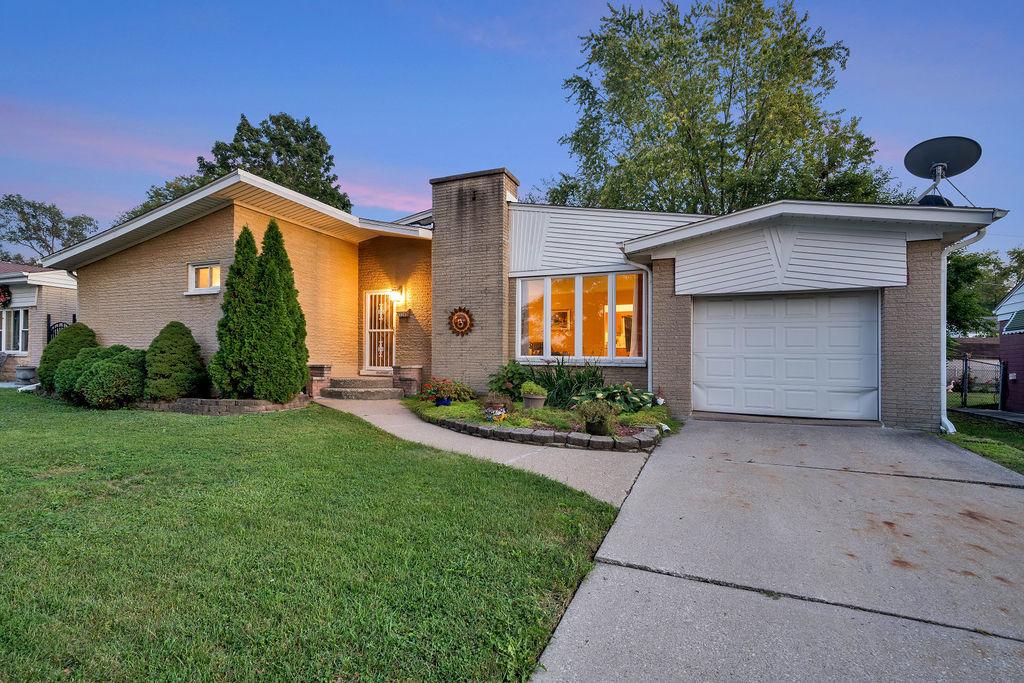 336 E 24th St., Chicago Heights, IL 60411