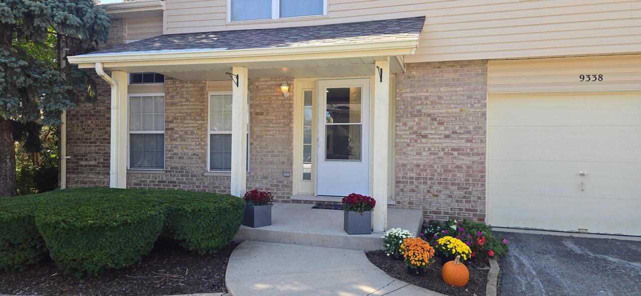 9338 Meadowview Dr., Orland Hills, IL 60487