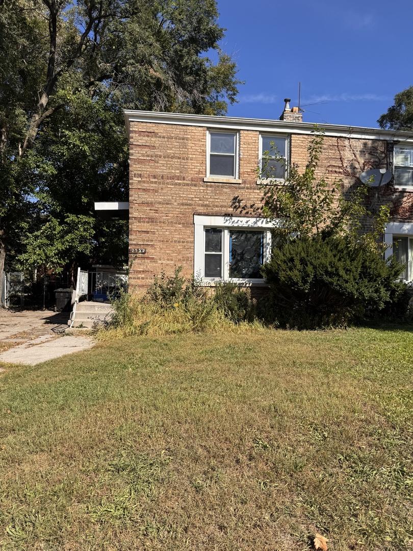 2552 E 96th St., Chicago, IL 60617