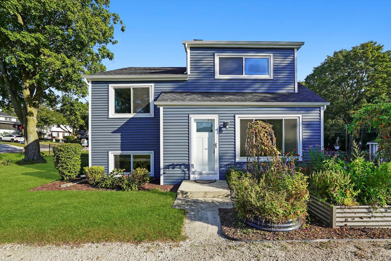 27W120 Williams St., Winfield, IL 60190