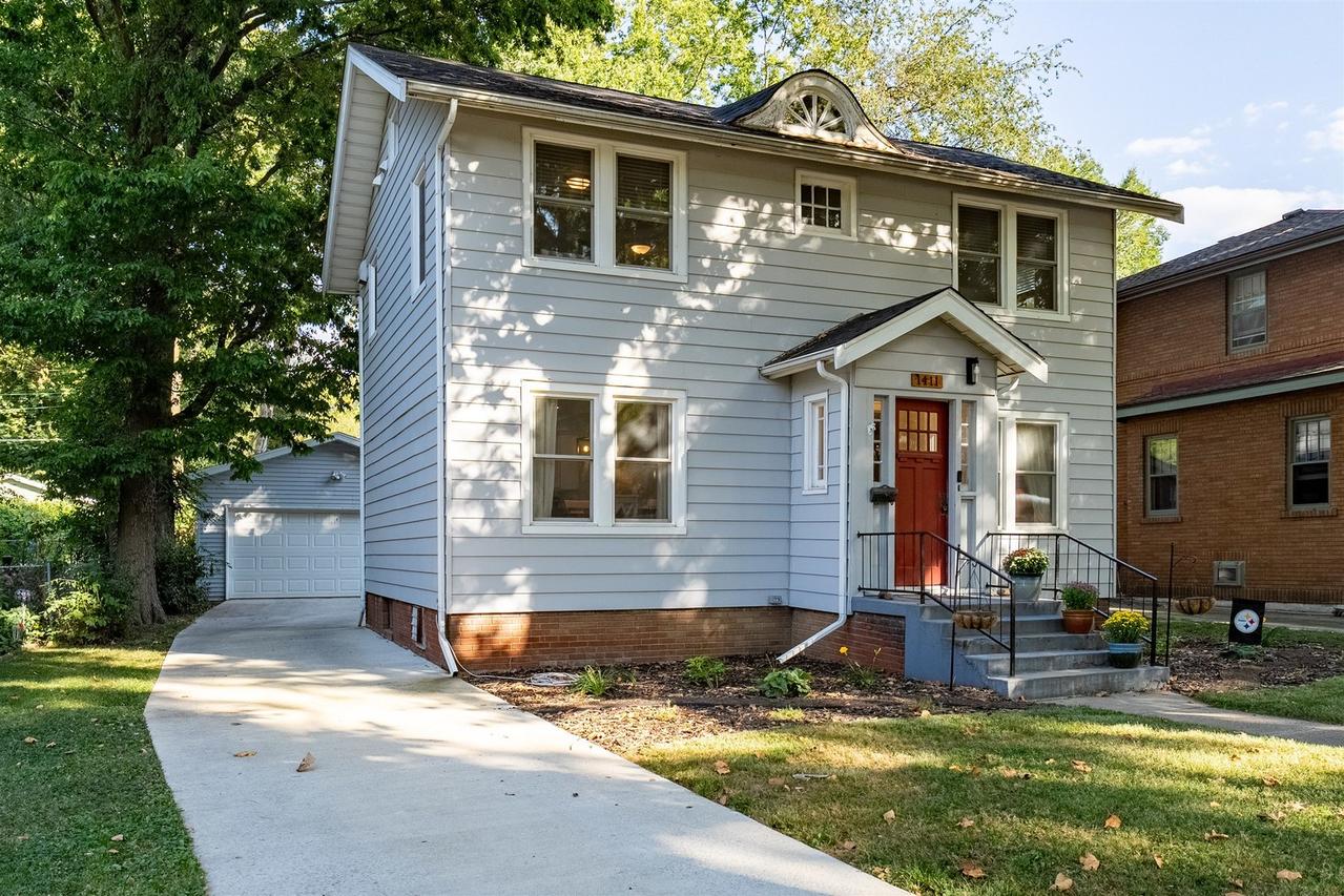 1411 Fell Ave., Bloomington, IL 61701