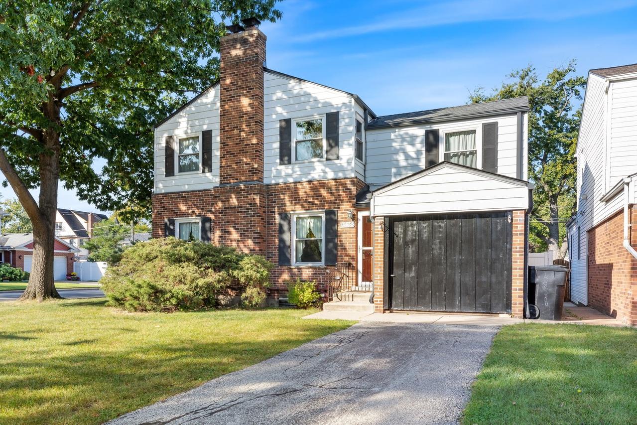 10858 S Washtenaw Ave., Chicago, IL 60655