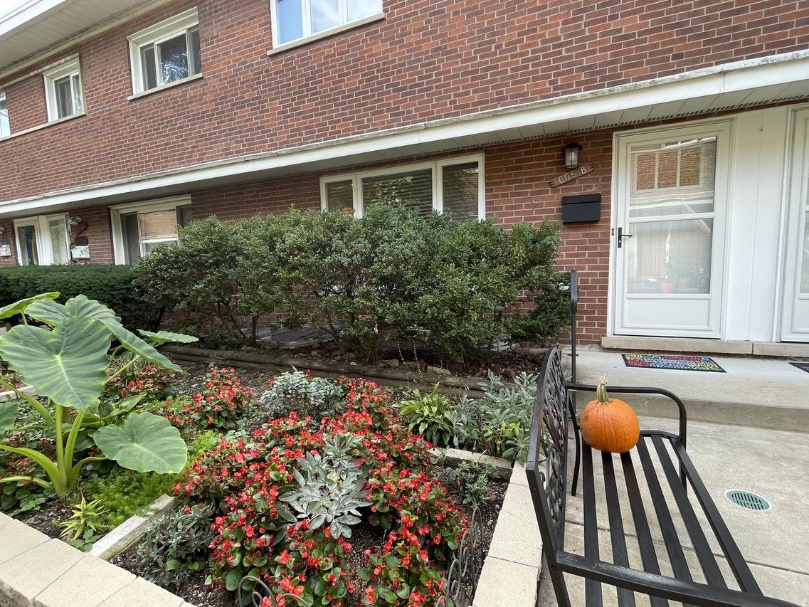 606 B South Blvd., Evanston, IL 60202