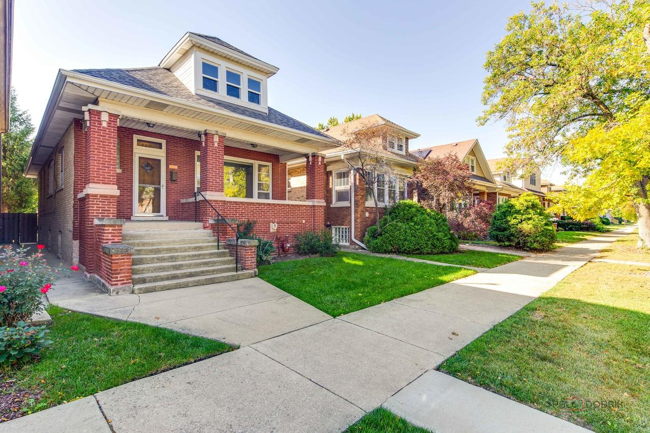 5431 W Wilson Ave., Chicago, IL 60630