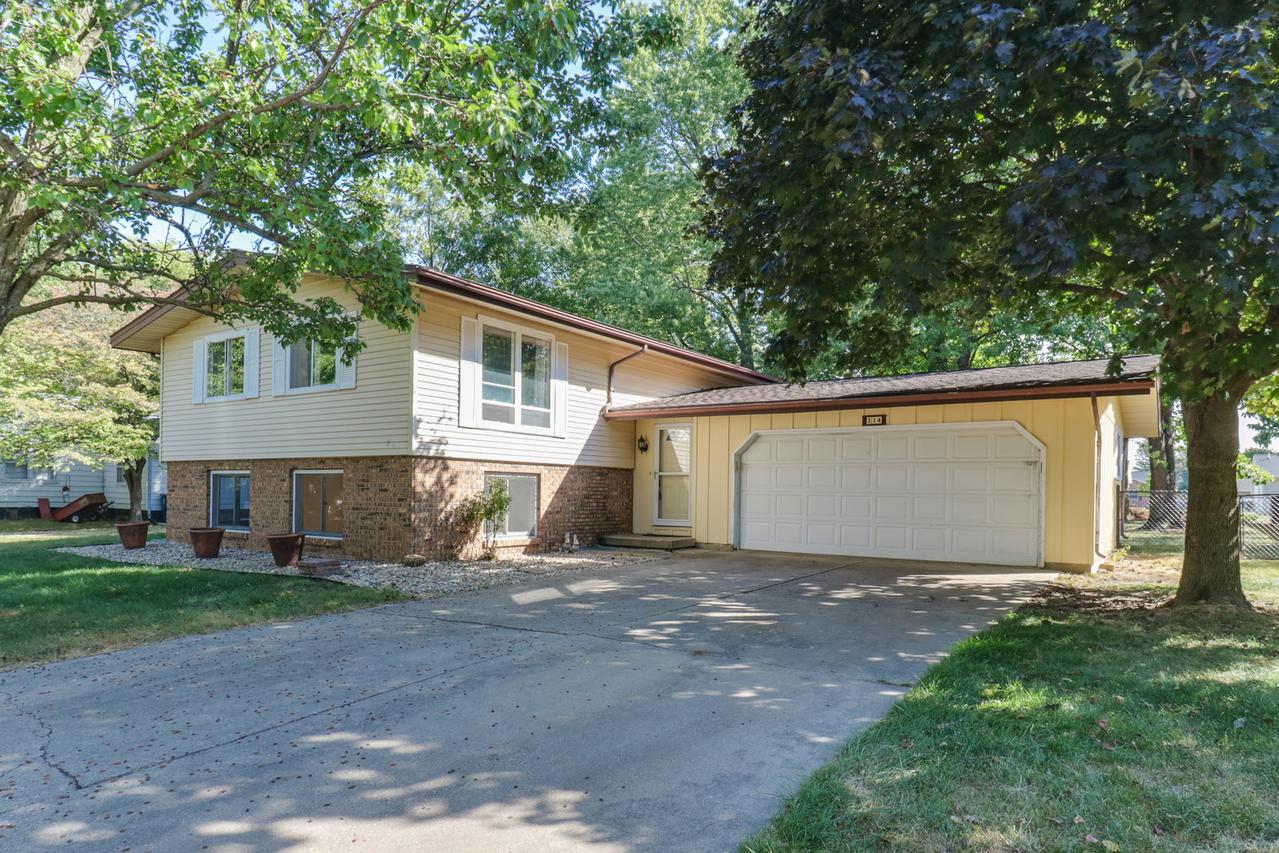 314 S Maple Ave., Minier, IL 61759