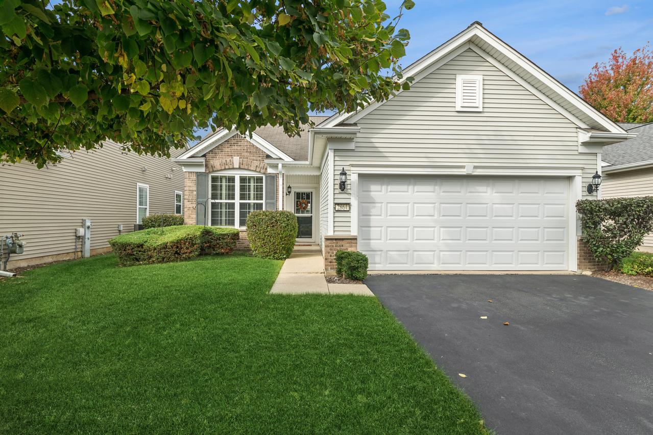 2864 Edgewater Dr., Elgin, IL 60124