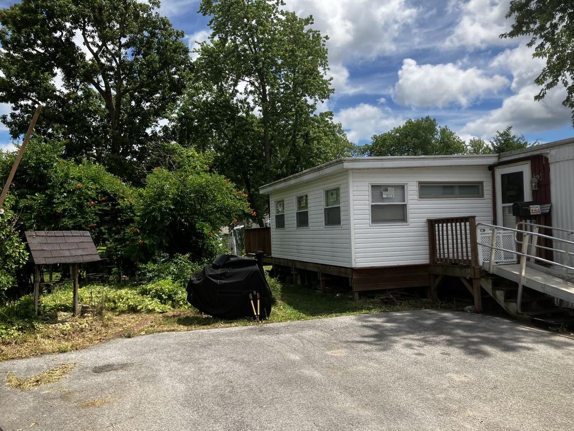 89 Chaucer Dr., Gardner, IL 60424