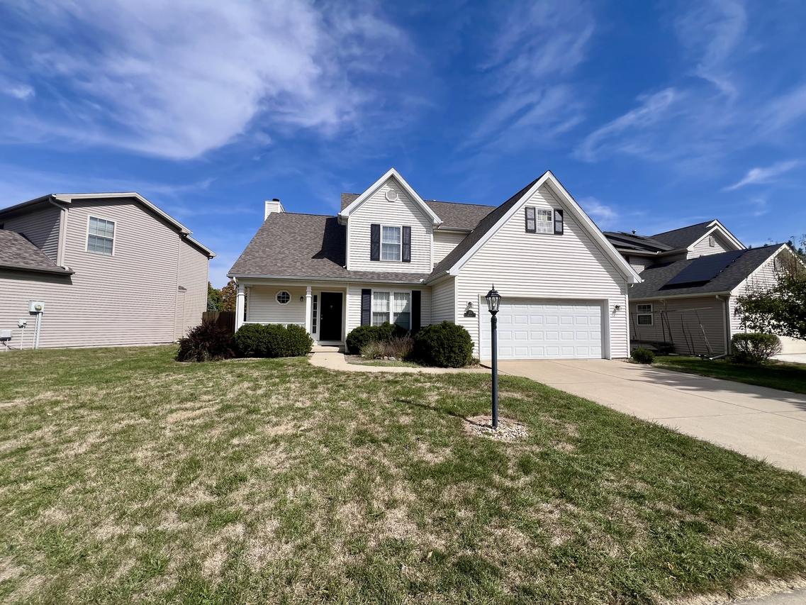 204 Buttercup Dr., Savoy, IL 61874