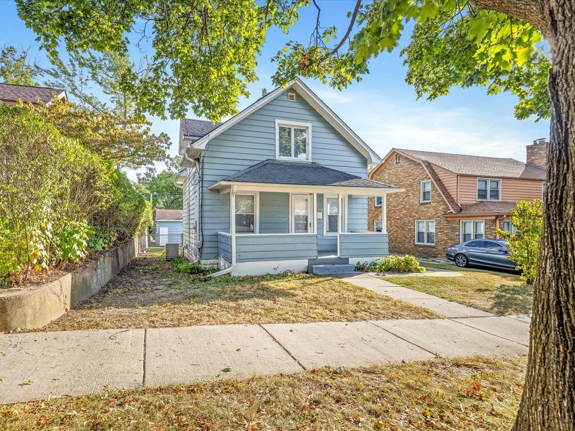 2223 13th Ave., Rockford, IL 61104