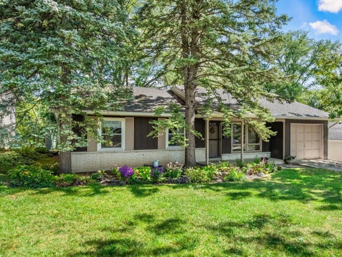 1429 Terry Rd., Glendale Heights, IL 60139
