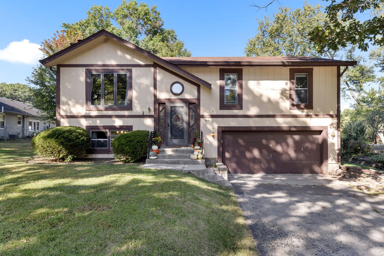 3606 Pinecrest Rd., Rockford, IL 61107