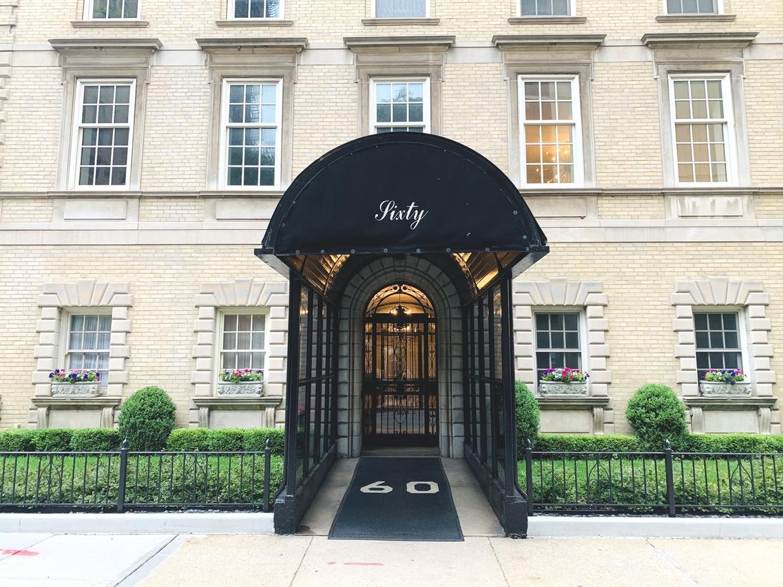 60 E Scott St. #403, Chicago, IL 60610