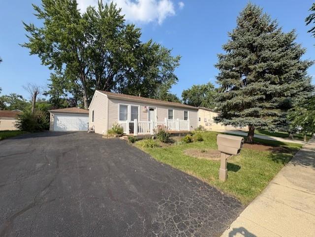 110 Cedar Cir., Streamwood, IL 60107