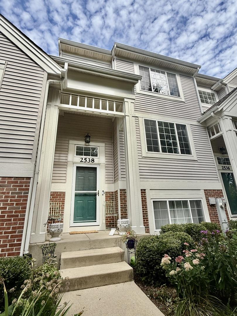 2538 Hatfield Ct., Elgin, IL 60123