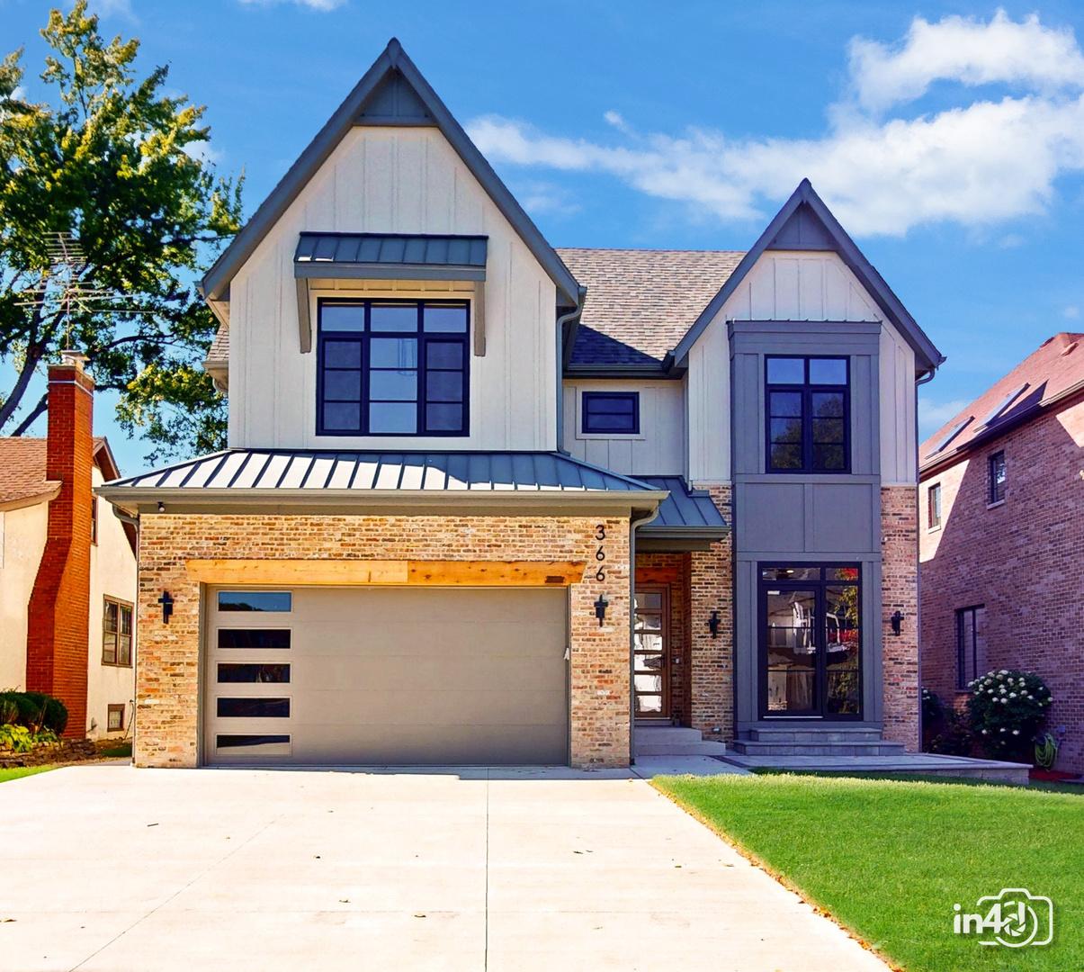 366 N Highview Ave., Elmhurst, IL 60126