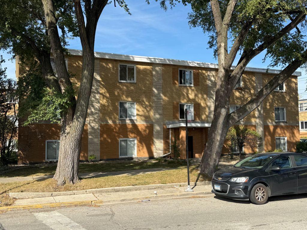 5568 S Archer Ave. #2B, Chicago, IL 60638