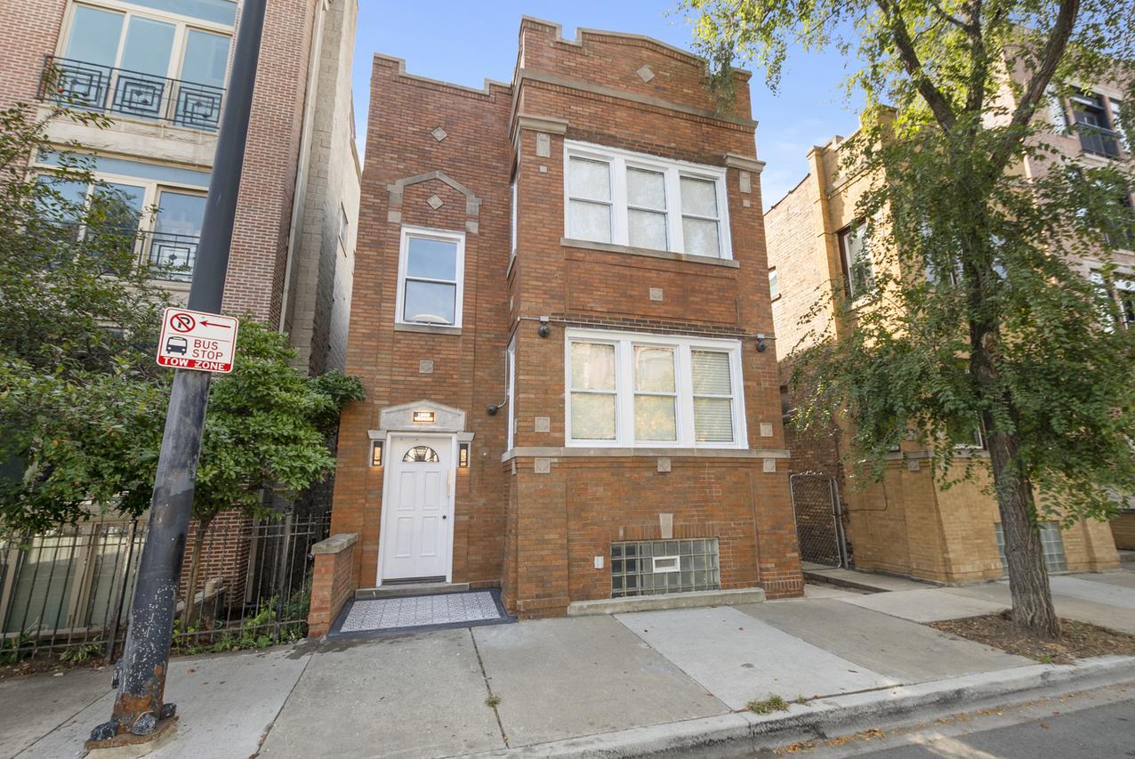 1809 W Armitage Ave., Chicago, IL 60622