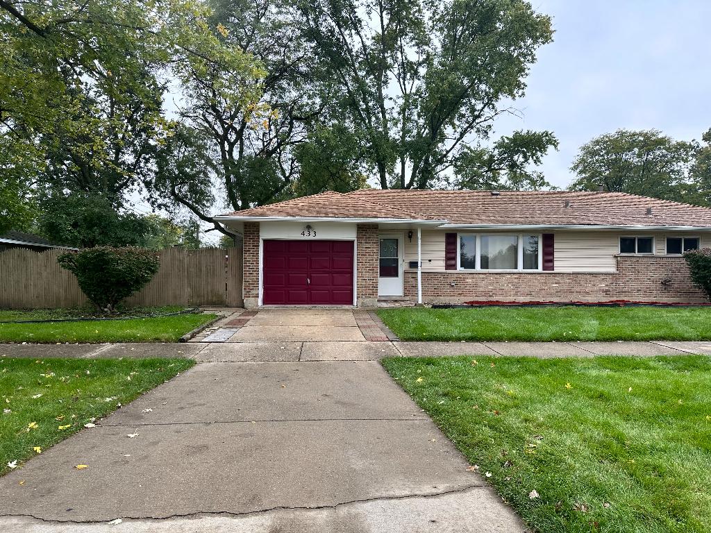433 Lakewood Blvd., Park Forest, IL 60466