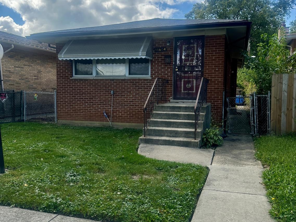 11604 S Elizabeth St., Chicago, IL 60643