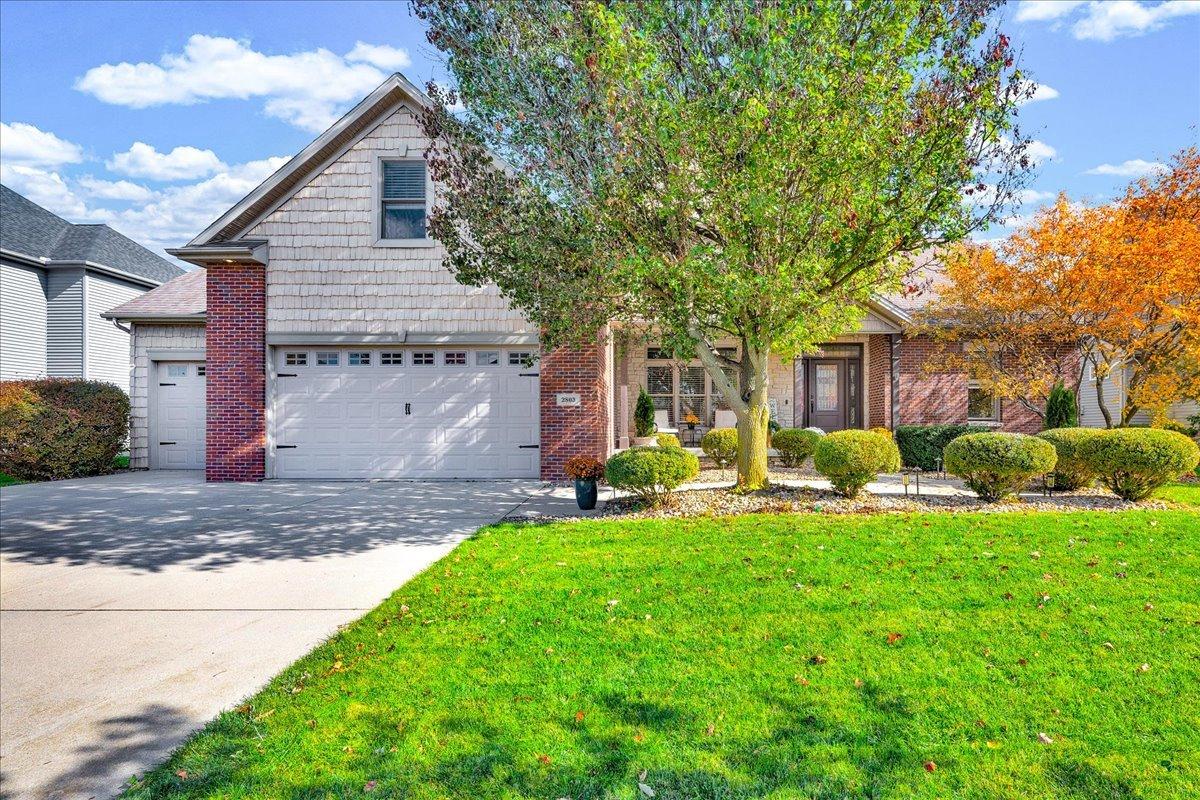 2803 Luke Rd., Bloomington, IL 61704