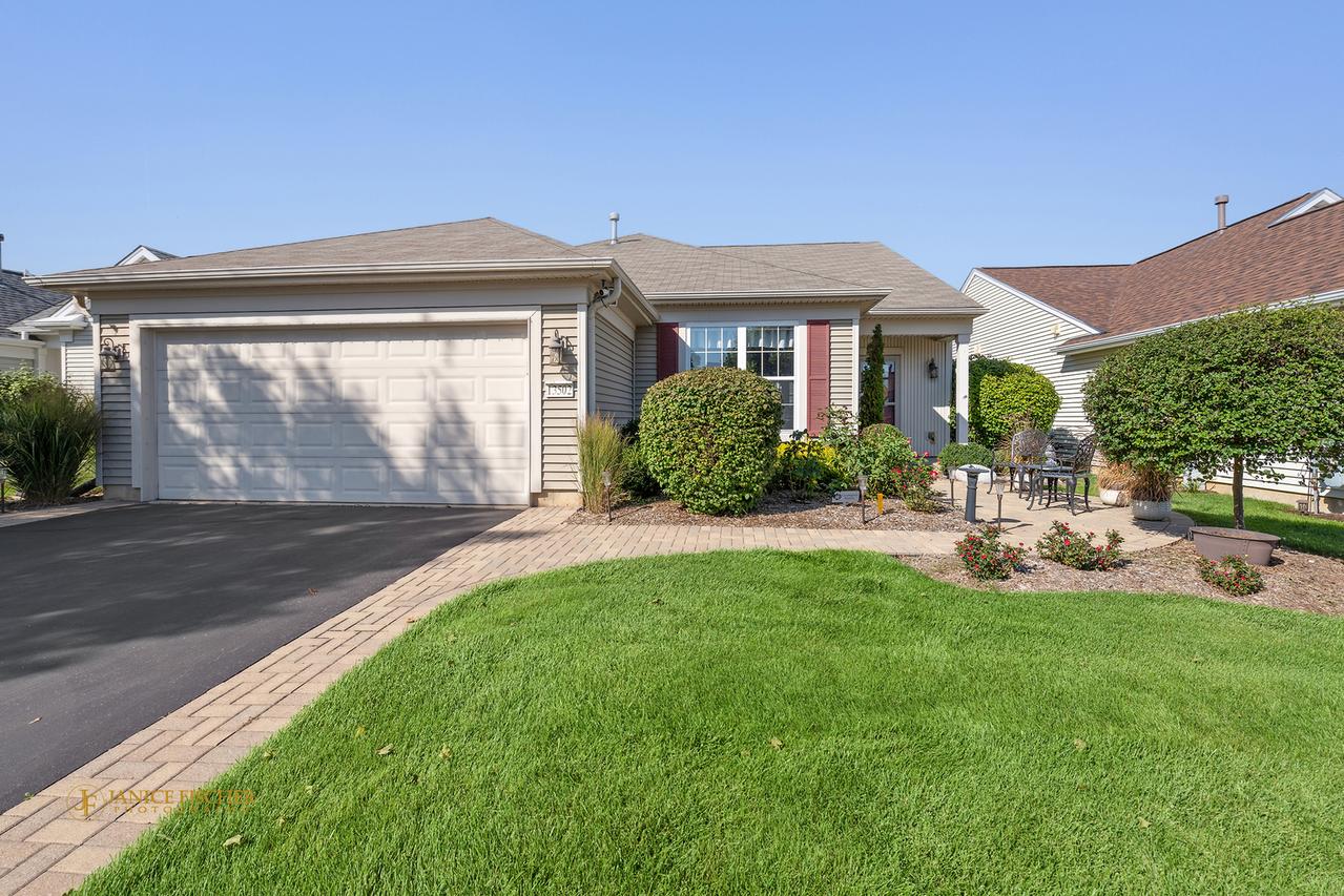 13502 Wildwood Ln., Huntley, IL 60142