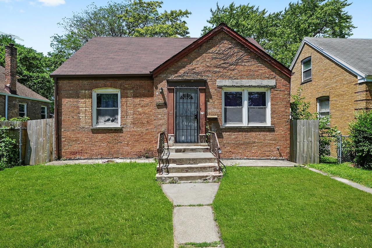 14214 S State St., Riverdale, IL 60827