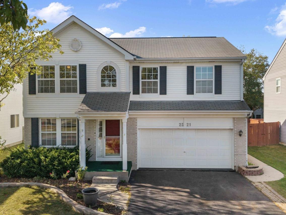 2521 Waterford Ln., Lake In The Hills, IL 60156