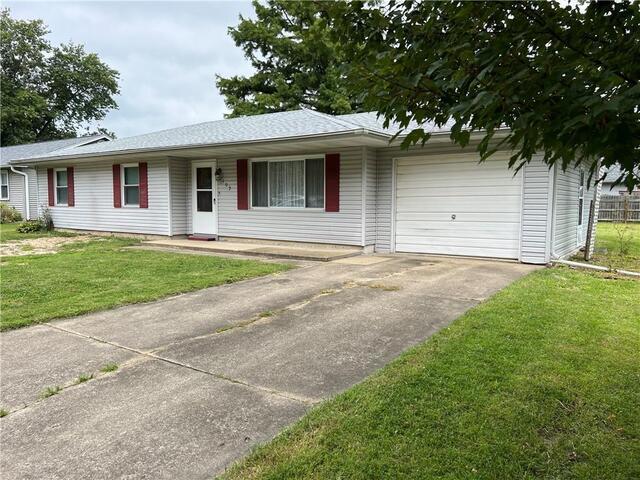 102 W Mount Vernon Ave., Effingham, IL 62401