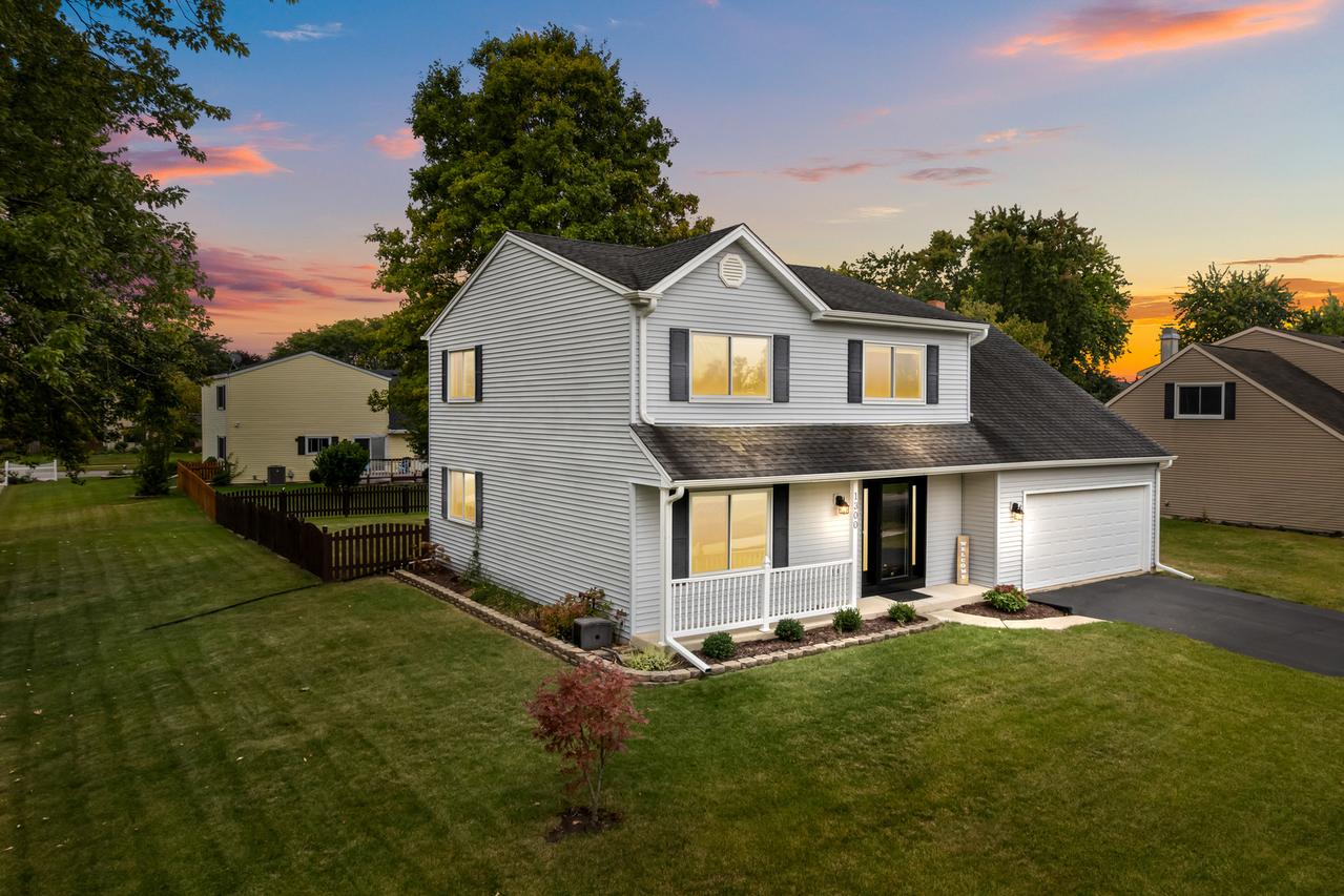 1300 Leawood Ct., Naperville, IL 60564