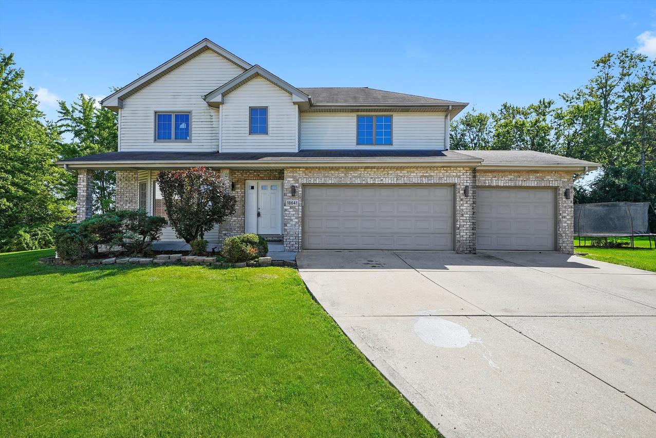 18641 Loras Ct., Country Club Hills, IL 60478