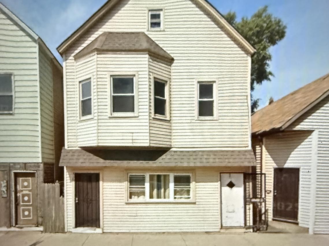 8256 S South Shore Dr., Chicago, IL 60617