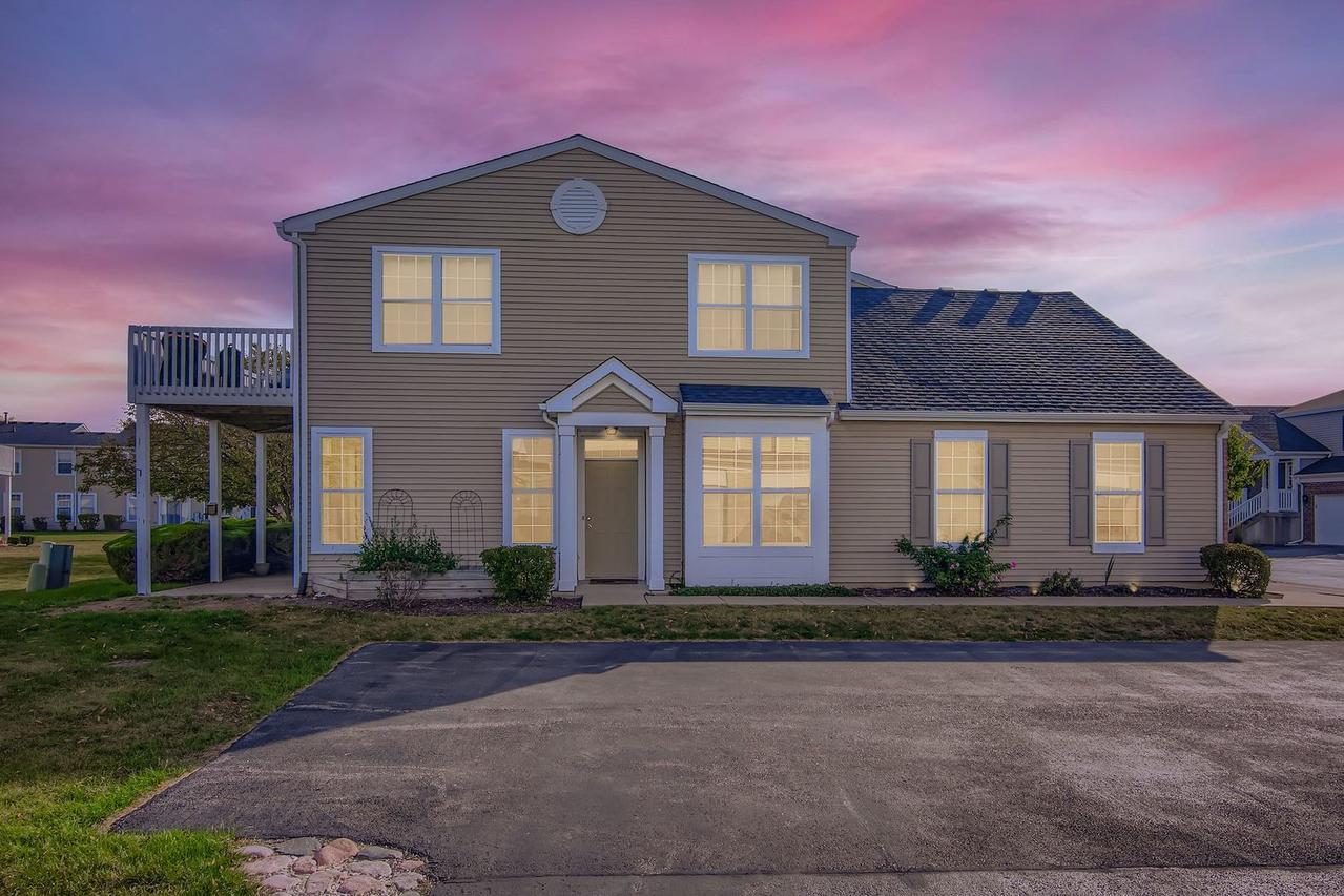 5117 Edgewater Ct., Plainfield, IL 60586