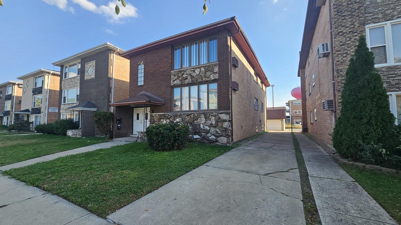 1677 Patricia Pl., Calumet City, IL 60409