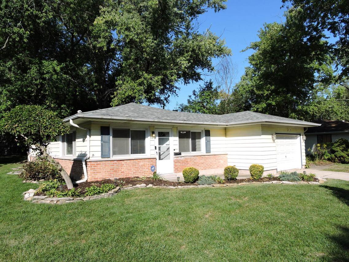 18 E Rocket Cir., Park Forest, IL 60466