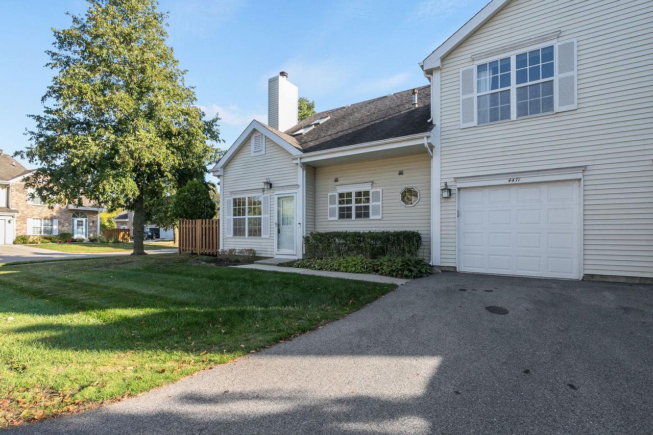 4471 Brighton Ct., Gurnee, IL 60031