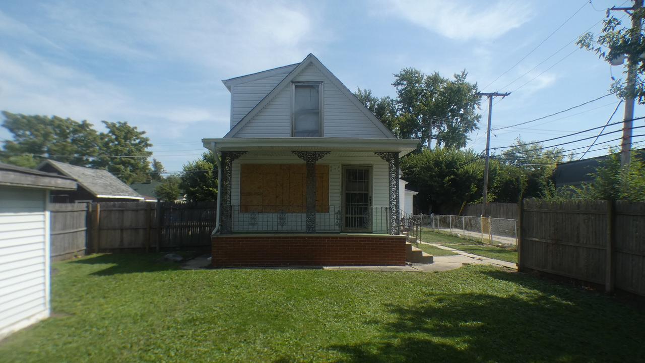 4053 Rose Ave., Lyons, IL 60534